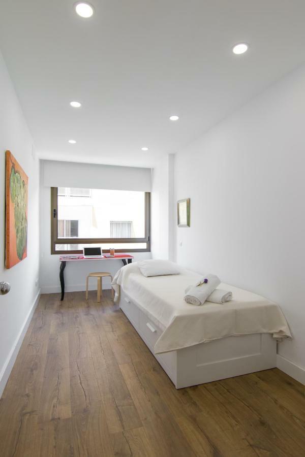 Homeforguest Stylish And Modern Apartment Overlooking Las Canteras Las Palmas de Gran Canaria Dış mekan fotoğraf