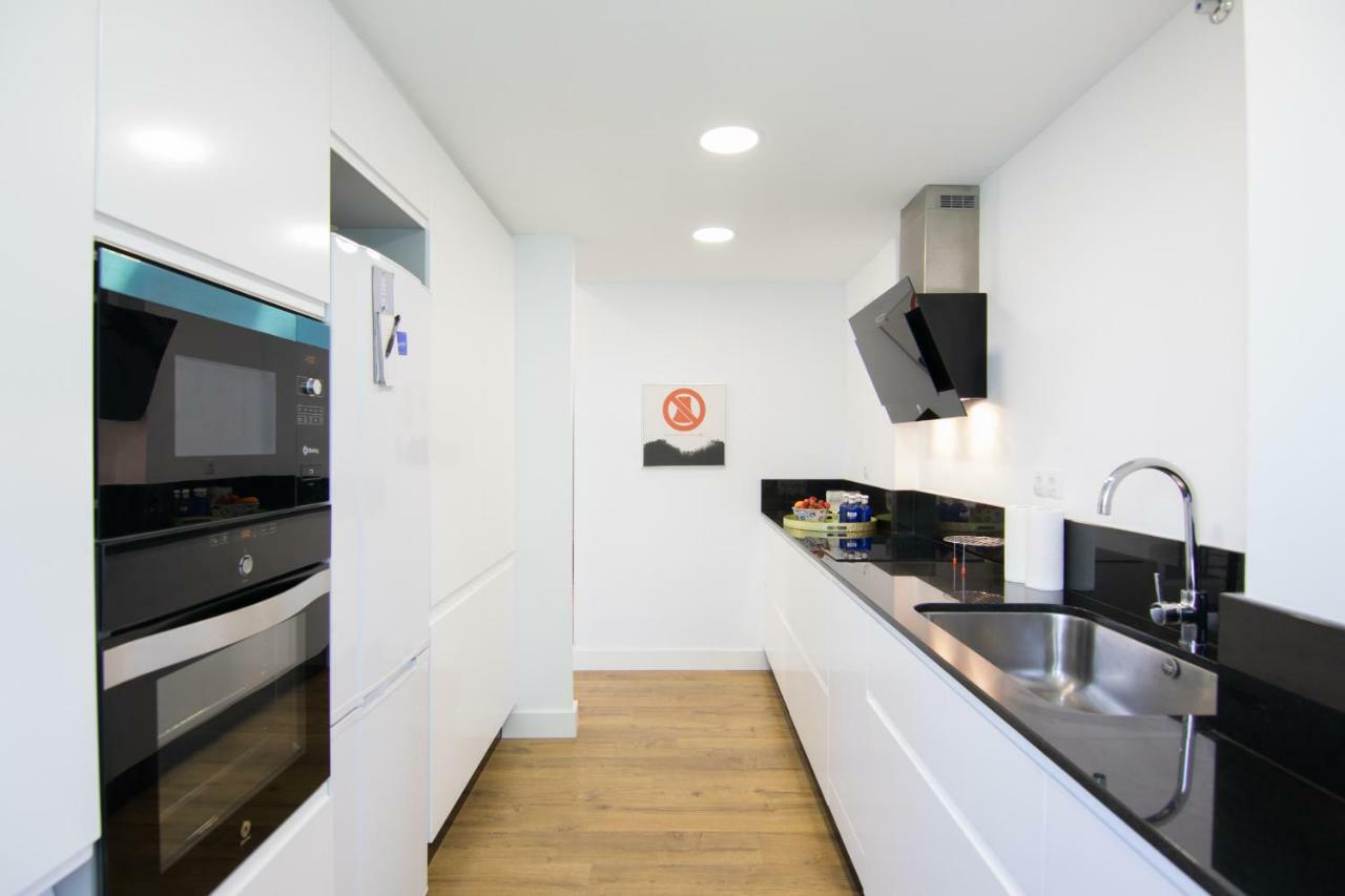 Homeforguest Stylish And Modern Apartment Overlooking Las Canteras Las Palmas de Gran Canaria Dış mekan fotoğraf